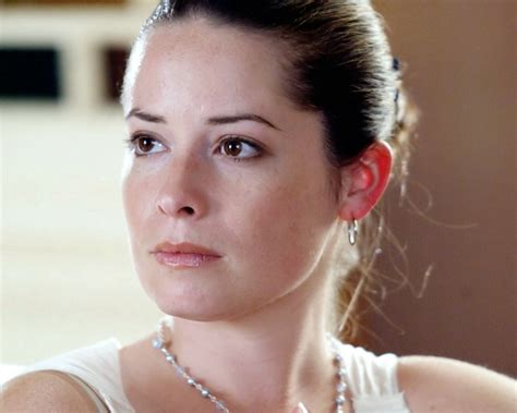 Holly Marie Combs - Piper Halliwell Wallpaper (136436) - Fanpop