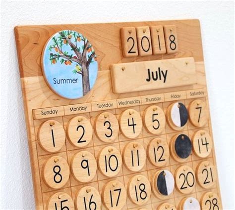 Pin by Елена Марьинская on 건축구상 | Diy calendar, Wooden calendar, Diy desk calendar