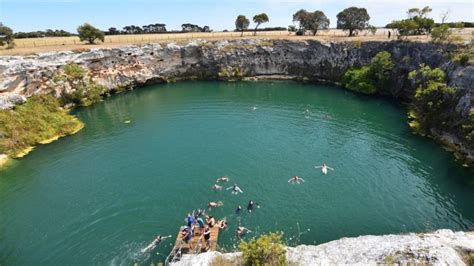 Mount Gambier Sinkholes & Caves | Full Guide - Curious Campers