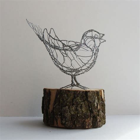 galleryheart.com | Wire sculpture, Wire art, Chicken wire art