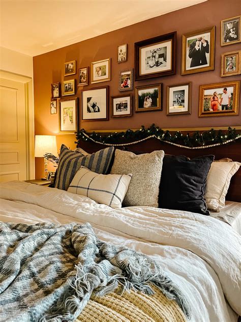 8 Ideas to Create a Cozy Winter Bedroom - Sprucing Up Mamahood