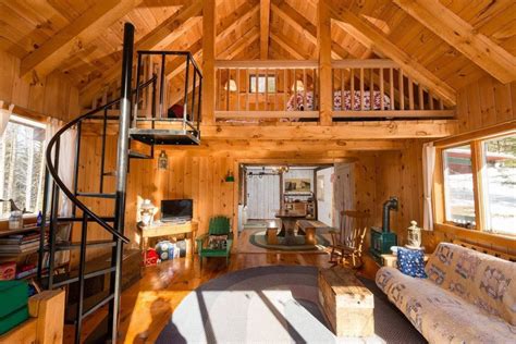 10 Cozy Cabins for Rent in Vermont | Winter Getaways - New England Today