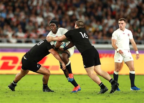 England vs New Zealand: Steve Hansen bristles at suggestion All Blacks ...