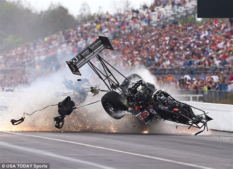 Terrifying moment race car going 280mph breaks in half and launches ...