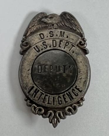 Distinguished Service Intelligence Badge