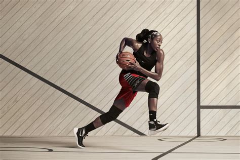 Nike Basketball Unveils Women's Apparel Collection - Nike News