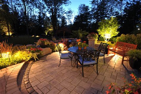 Landscape Lighting Ideas | Lawn Care Midland MI