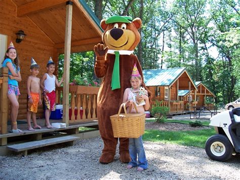 Yogi Bear's Jellystone Park Camp-Resort Wisconsin Dells, Wisconsin ...