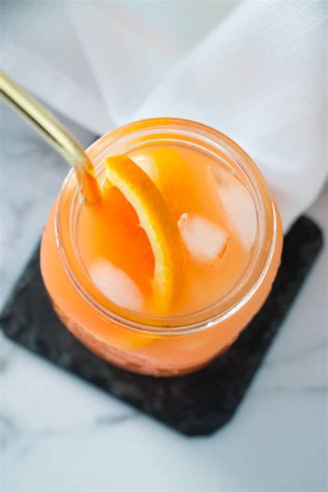 Rum Punch Cocktail - Kenneth Temple