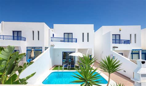 15 Best Family Friendly Hotels in Lanzarote for 2024 - BabyBreaks