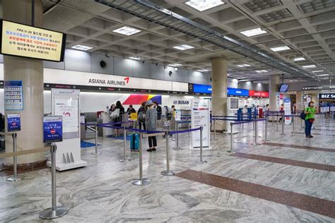 Gimpo International Airport Editorial Image - Image of aero, desk: 105101760