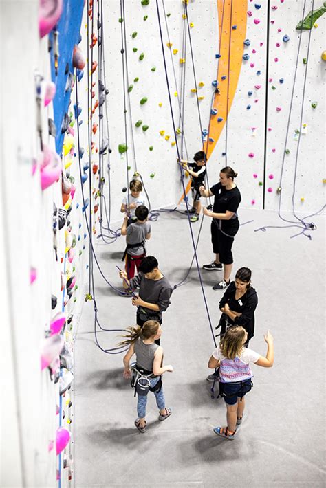 First Time Visitor | Rock Climbing Beginner Lessons | Santa Ana, CA