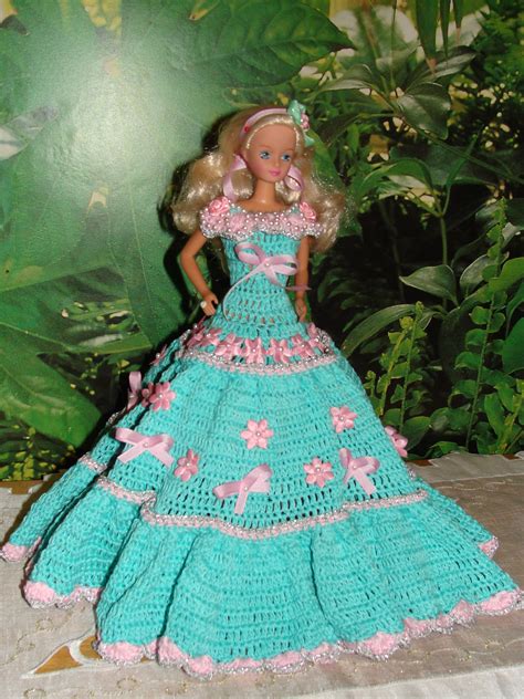 Crochet Doll Dress, Barbie Dress, Barbie And Ken, Long Gown, Clothes Patterns, Sleeveless Dress ...