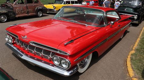 Red the Most Popular Color at MSRA’s Back to the 50s Classic Car Show