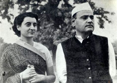 Rajiv Gandhi Wiki, Age, Caste, Wife, Children, Family, Death, Biography & More - WikiBio