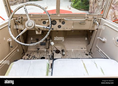 Usmc Hummer H1 Interior