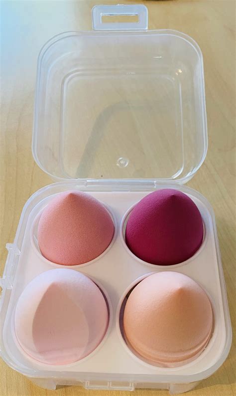 Makeup sponges 4 pack with case » Vitality Skin Care