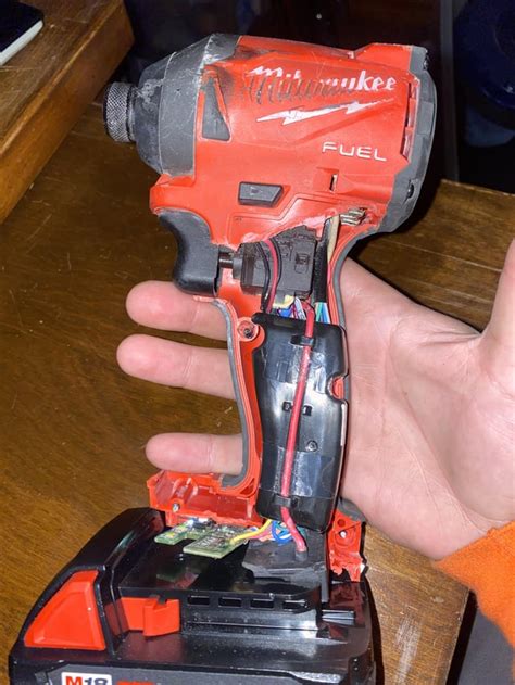 Can this be fixed under warranty : r/MilwaukeeTool