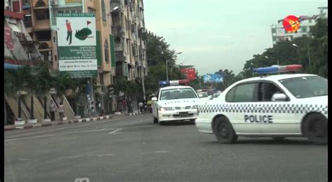 Myanmar Police cars for Obama Trip. - YouTube