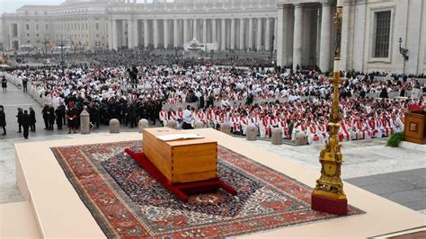 Tens of thousands mourn Pope Emeritus Benedict XVI during funeral mass ...