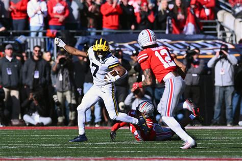 Donovan Edwards touchdown run videos: Michigan bursts 75, 85 yards for two TDs vs. Ohio State ...