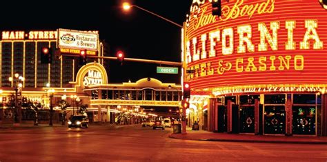 A Look Back at Las Vegas Neon