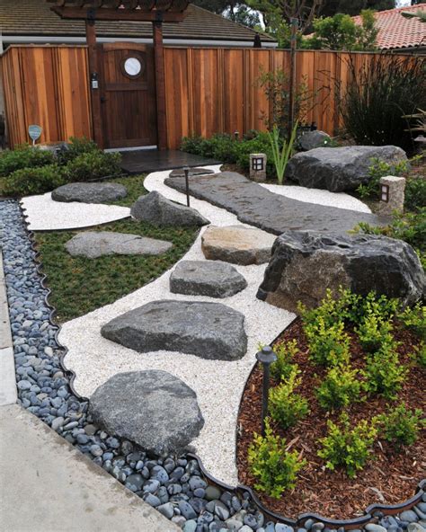 8 Awesome Japanese Garden Decoration Ideas and Tips - Go Get Yourself