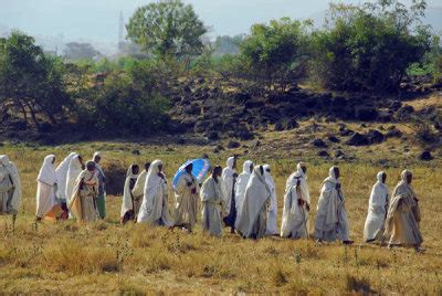 Timkat procession outside Bahir Dar photo - Brian McMorrow photos at ...