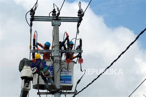 Kuartal III 2021, Rasio Elektrifikasi Capai 99,40 Persen | Republika Online