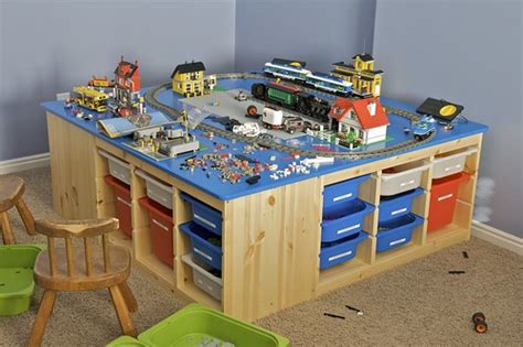 Christmas LEGO Table | This is the table I built for my kids… | Flickr