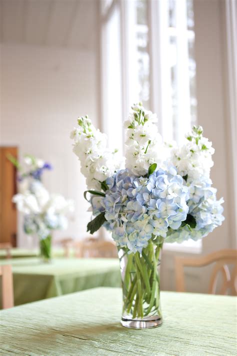 Hydrangea Flower Arrangements Ideas - Beautiful Insanity