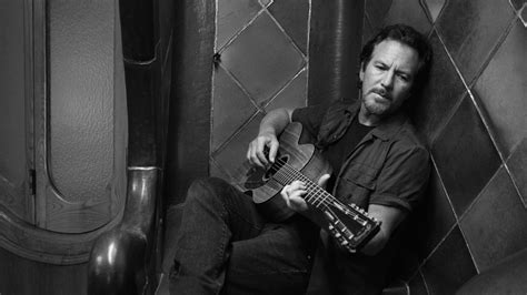 Eddie Vedder announces 2022 tour, includes two stops in Seattle ...