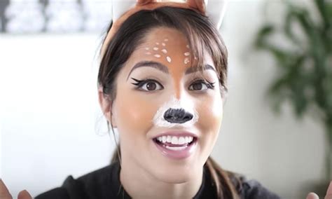 11 Last Minute Halloween Makeup Ideas That Take Less Than 5 Minutes