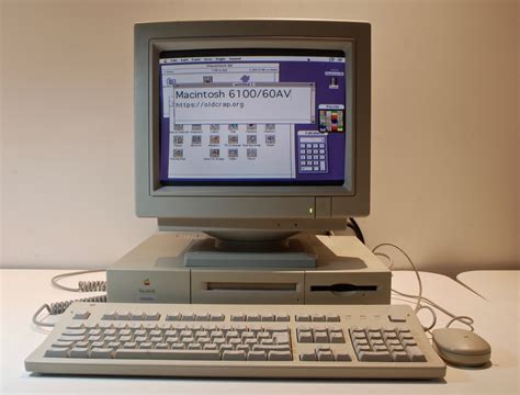 Power Macintosh 6100/66: É um Mac ou um PC? Ou os dois?