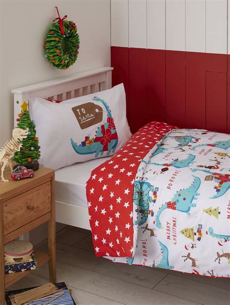 The best Christmas bedding sets to buy ahead of the festive season ...