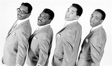 Smokey Robinson and the Miracles - R&B Act | uDiscover Music