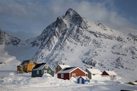 Living in Greenland - [Visit Greenland!]