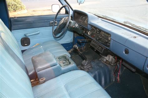 Image 70 of 1982 Toyota Pickup Interior | e-learningperspectives