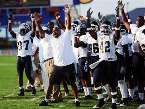 Virginia University of Lynchburg football team plays first game in decades | Local News ...