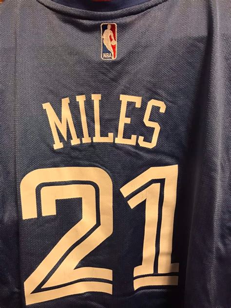 Lanzamiento 2002 Alternate Darius Miles Jersey | Etsy