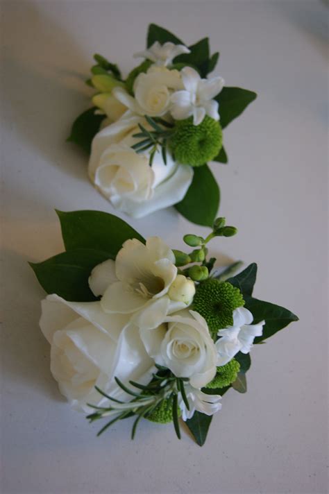 Mother Of The Bride Corsage Ideas - MOTHERSJ