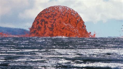 Scientists Share Rare Photo Of 65 Foot Tall Lava Dome In Hawaii, And It ...