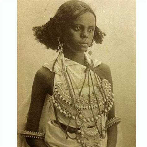 Somali girl from the Ajuuraan Sultanate ca. the late 1800s ...