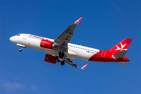 KM Malta Airlines commences operations