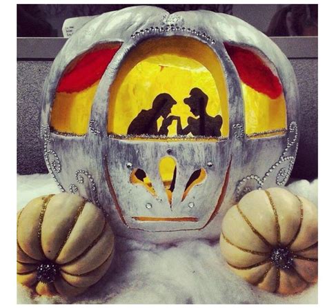 Pin by Ruth Ruthi on hallowen | Pumpkin halloween decorations, Disney ...