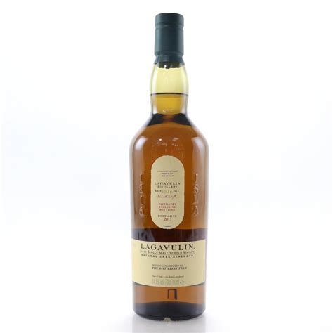 Lagavulin Distillery Exclusive 2017 | Whisky Auctioneer