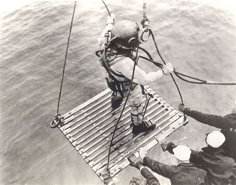 U.S. Navy salvage diver on platform. | Scuba diving equipment, Navy diver, Diver