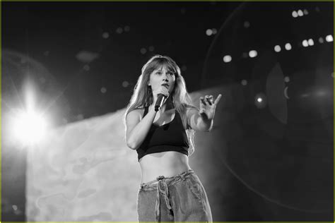 Taylor Swift Shares First Photos from 'Eras Tour' Rehearsal, One Day ...