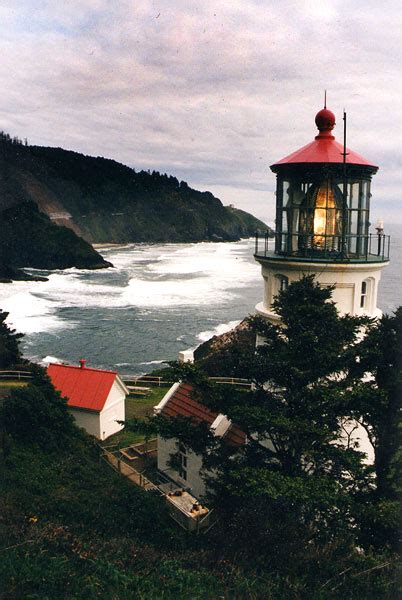 Heceta Head Lighthouse - Florence, Oregon Coast Virtual Tour