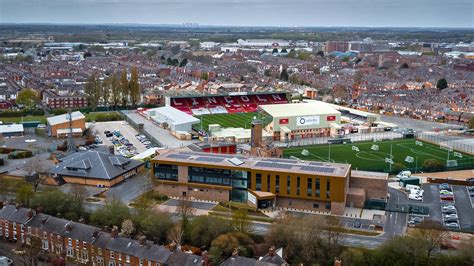 Imps to welcome fans back to Sincil Bank for play-offs